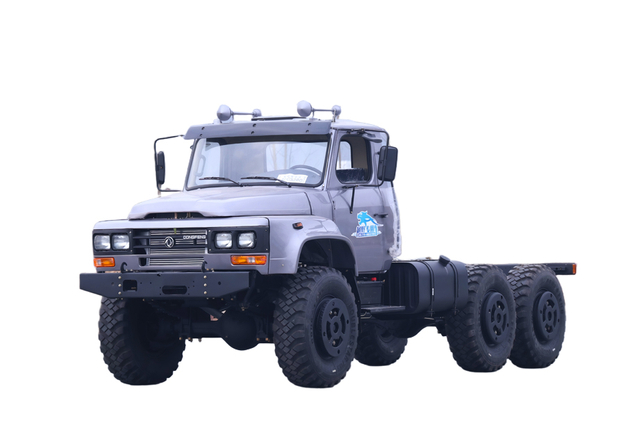ໂຕລົດໃໝ່ 190 ແຮງມ້າ EQ2100E6D ລົດຂົນສົ່ງທາງບົກແບບພິເສດ_ຂັບຫົກລໍ້ 245 ປາຍ 140 truck_6×6DF ພາຫະນະຂົນສົ່ງທາງບົກແບບຄລາສສິກ