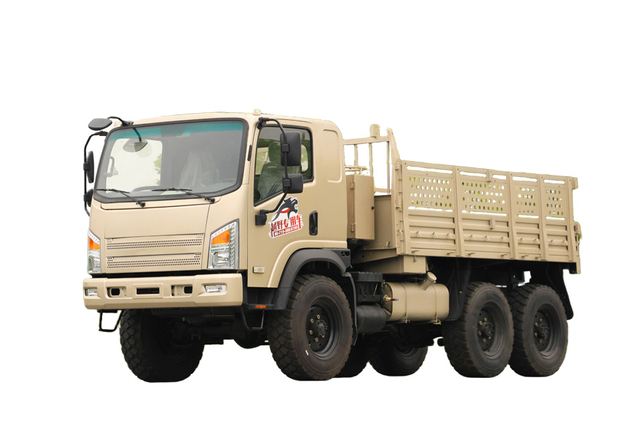 ຜູ້ຜະລິດ 335/80R20 Warrior desert tire EQ2082DF ຂັບລົດຫົກລໍ້ 2.5 ໂຕນ light truck_sales ເບີໂທລະສັບ 170 horsepower modified flat-head off-road truck_'Bobcat' series 6*6 special vehicle configuration plan customization