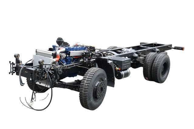 Cummins 170 HP DF ລົດພິເສດ 4×2 off-road ລົດດັບເພີງຂະໜາດ 7 ຕາແມັດ Category III chassis modification producer_ລົດບັນທຸກເບົາລໍ້ສີ່ລໍ້ສາມາດປັບແຕ່ງໄດ້ດ້ວຍ 4×4 4×4 ຊ້າຍແລະຂວາ rudder exports_Small special vehicle excavator plate/flat/van/barrel/sanitation/engineering vehicles
