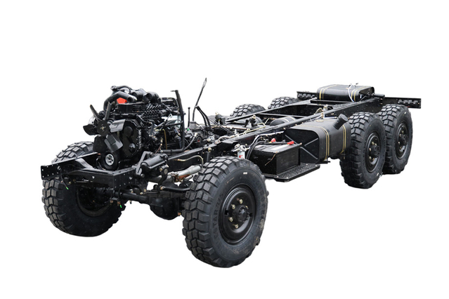 ໂຮງງານຜະລິດ EQ2082 ປັບແຕ່ງ off-road ປະເພດພິເສດ 2/3/4 chassis quotation_DF ຂັບຫົກລໍ້ 2.5/4/5/6/7/8/9/10 ໂຕນ 240/140 all-wheel drive producer_6×6 ກຳນົດຄ່າລົດບັນທຸກສາມແກນຈຸນລະພາກ/ເບົາ