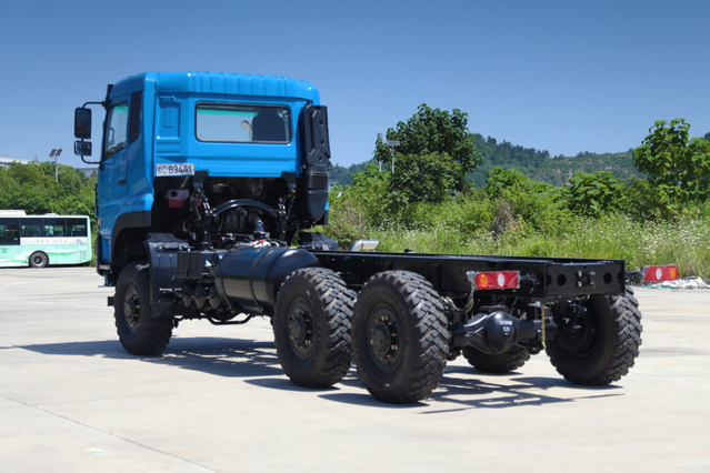 Yuchai 340 HP 6×6 cargo chassis producer_Customized 15/20/25/30/35/40 ton cargo dump truck export price_6×4 Cummins/4×4 Weichai DF Classic dump level II platform configuration ເບີໂທລະສັບການຂາຍ
